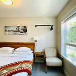 Joe\'S Contemporary 2 King Bedrooms Vacation Home In Canmore
